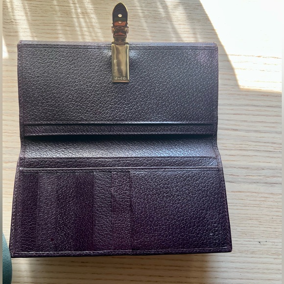 Gucci Long Bifold Wallet, Vintage Buckle Clasp - Picture 6 of 11